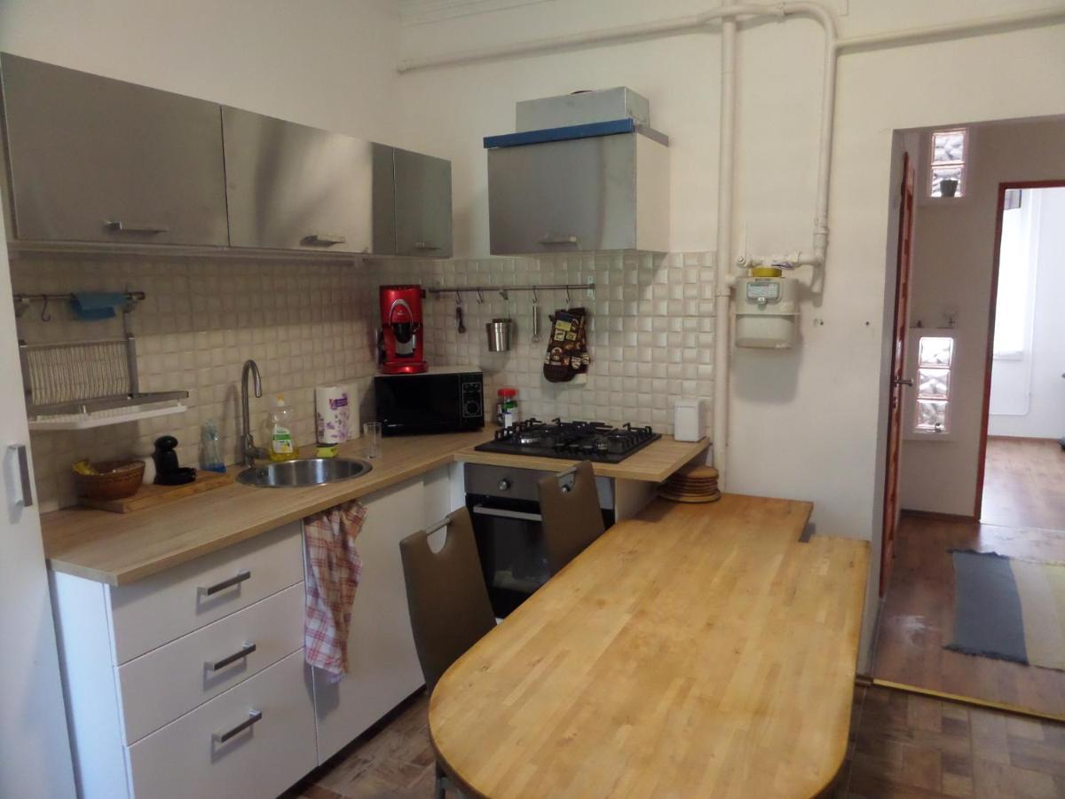 Drs Apartment, Fully Renovated Flat بودابست المظهر الخارجي الصورة