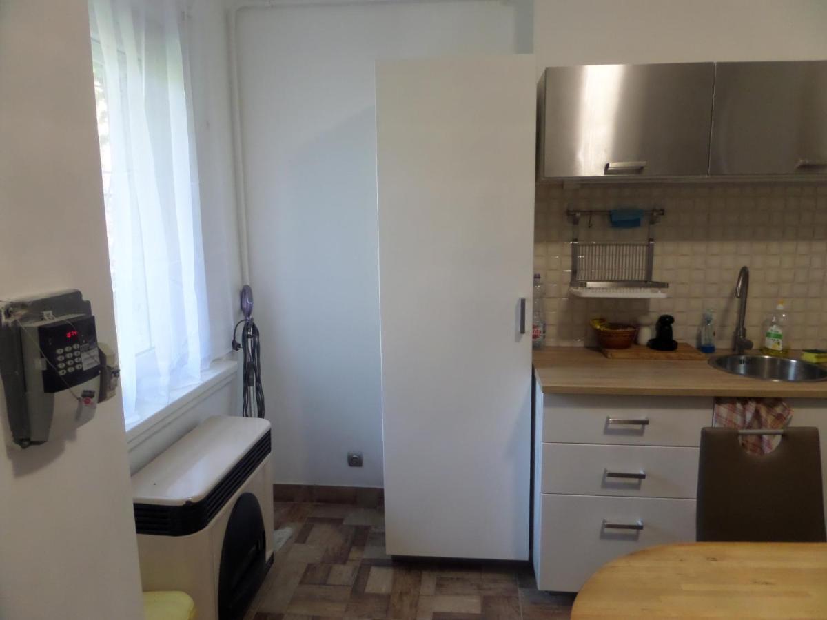Drs Apartment, Fully Renovated Flat بودابست المظهر الخارجي الصورة